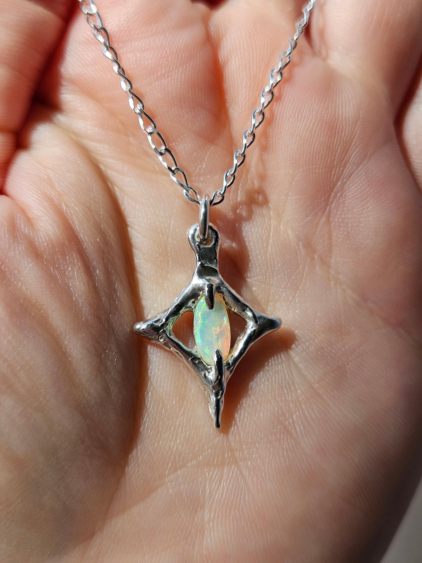 Elora necklace