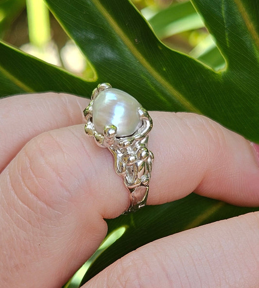 Moonlace Pearl Ring